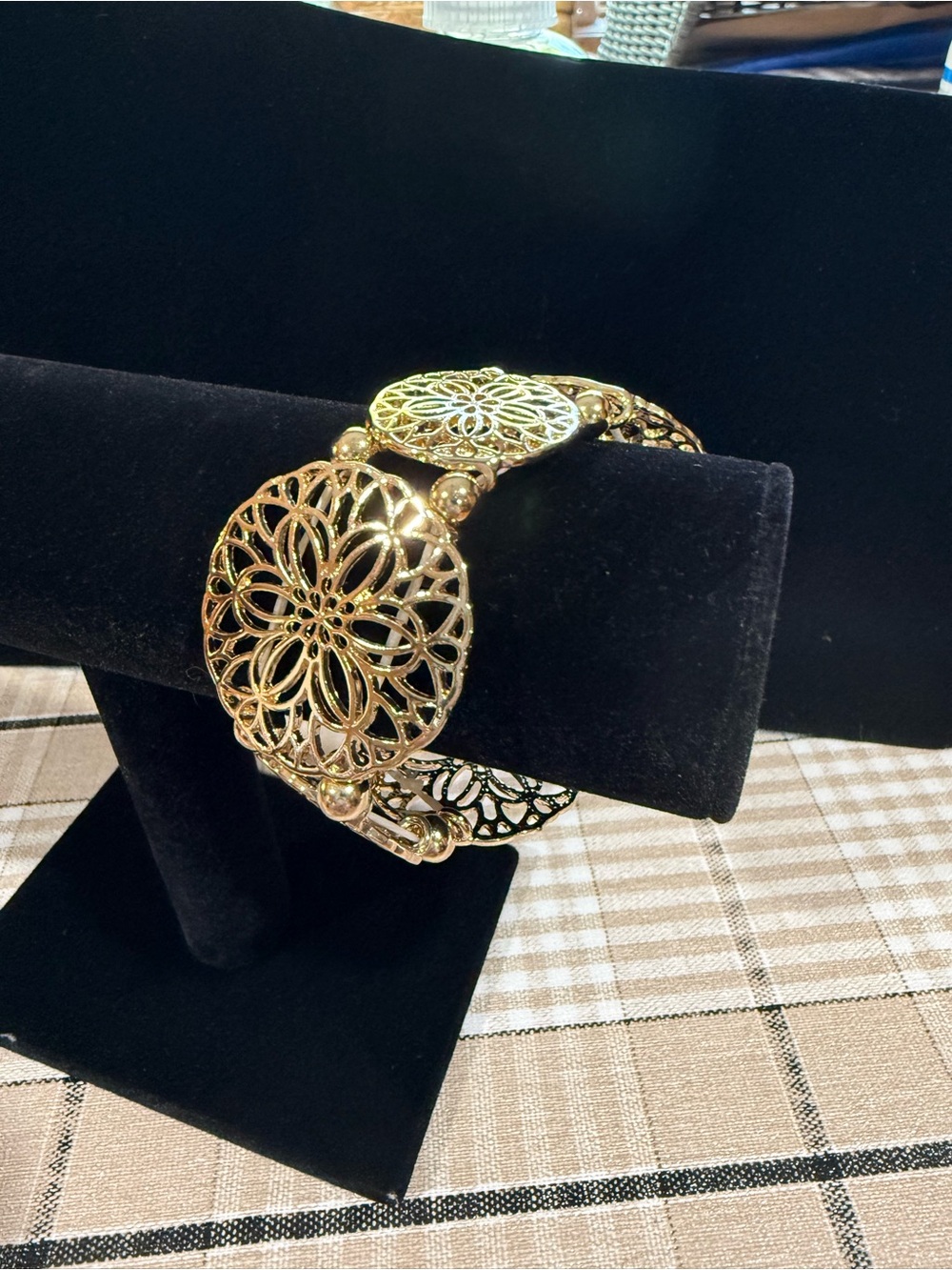 Gold Filigree Floral Stretch Bracelet - Women Jewelry